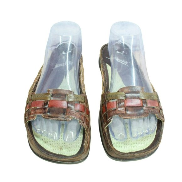 Earth Brown Leather Slip-On Casual Comfort Summer Flat Sandals Size 8 - Picture 5 of 8